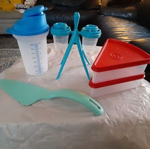 Tupperware Bundle